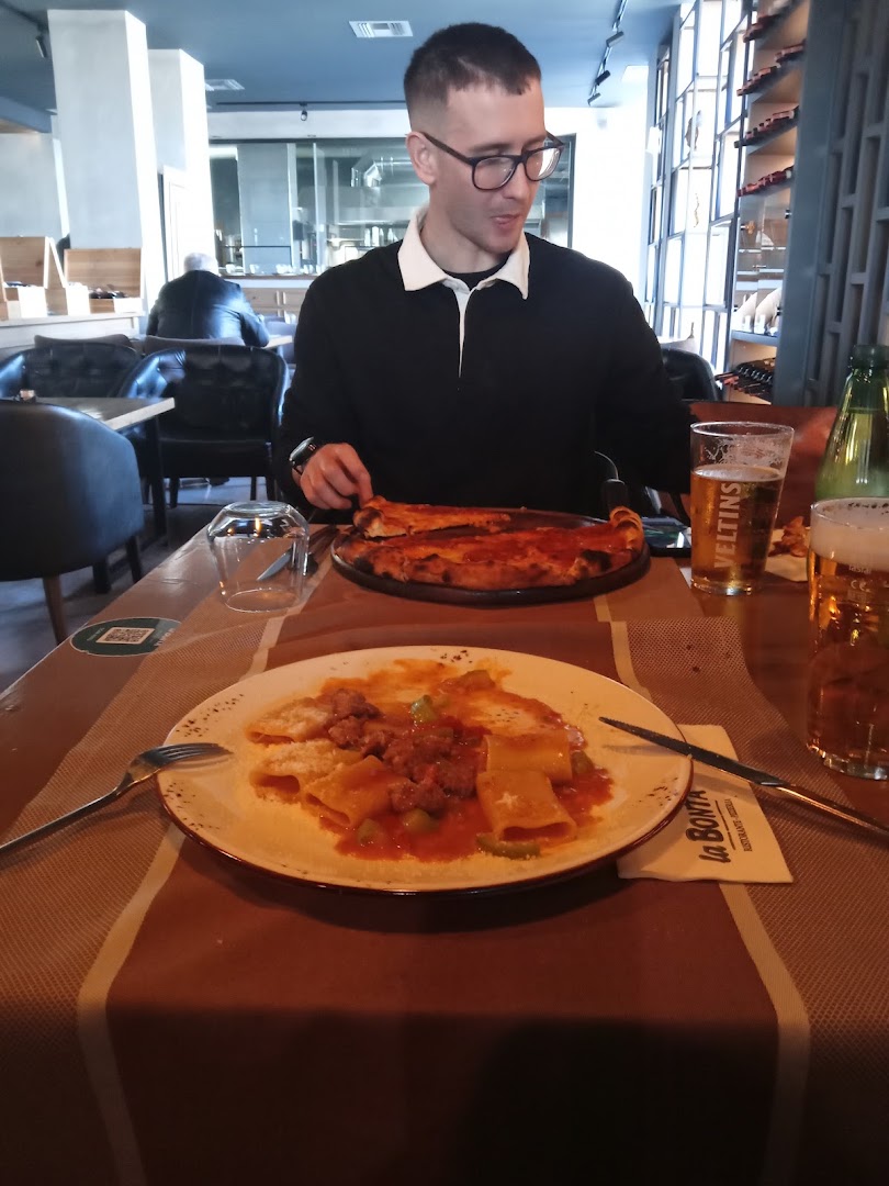 PIZZA GUSTO ME METRO · Φωτογραφίες 1